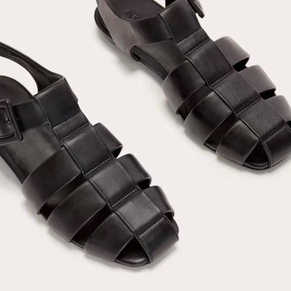 NEW Everlane Black Leather Fisherman Day Sandal in Size 9 - Picture 3 of 14